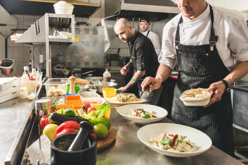 Houston Restaurant Line Cooks Need A Texas Food Handlers Permit