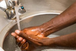 where-is-it-acceptable-for-food-handlers-to-wash-hands-in-texas